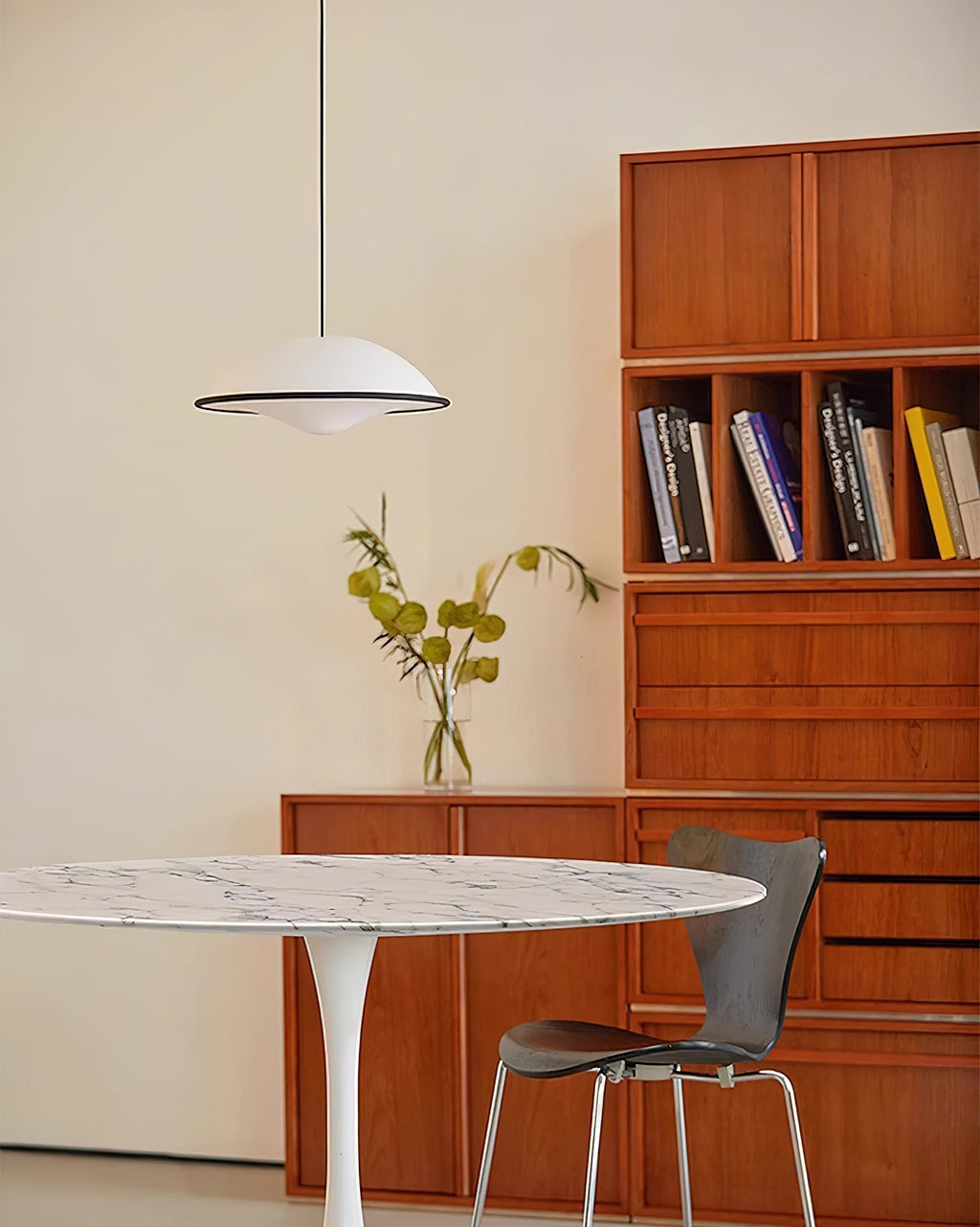 Living room Modern Pendant Light with Hanging Design