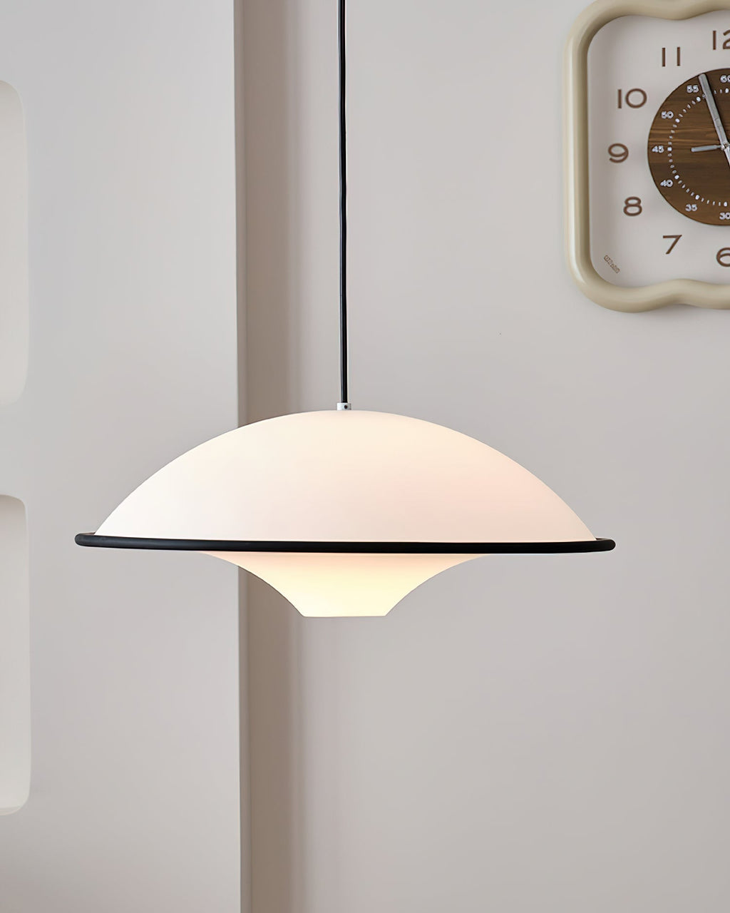 Living room Modern Pendant Light with Hanging Design